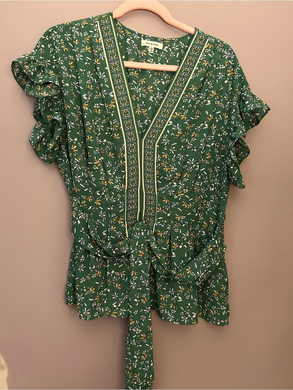 Max Studio Green Floral V-Neck Tie-Waist Blouse